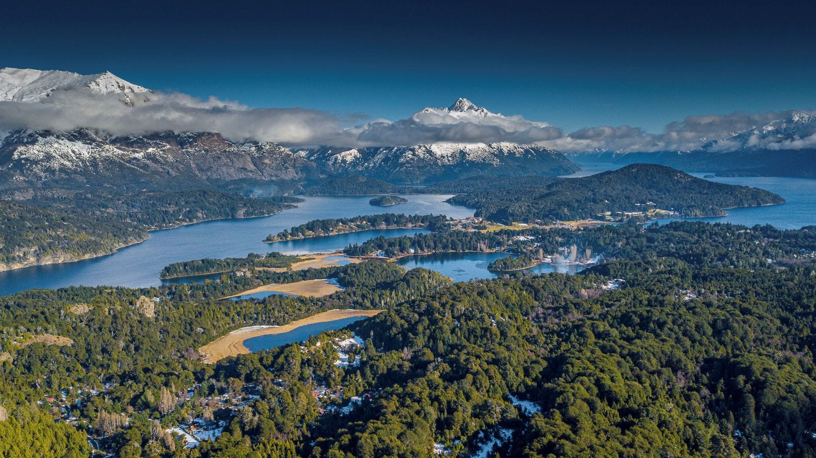 Bariloche, Circuito Chico: Cerro Campanario y Peninsula Llao Llao con guía en inglés