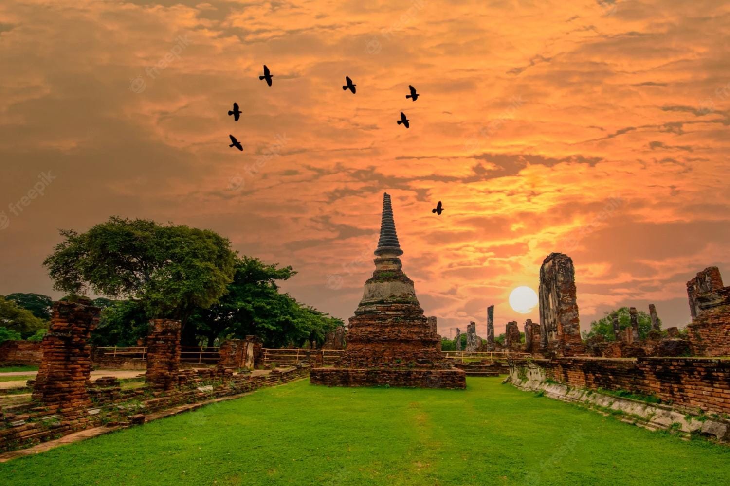 Noche de Ayutthaya en bicicleta