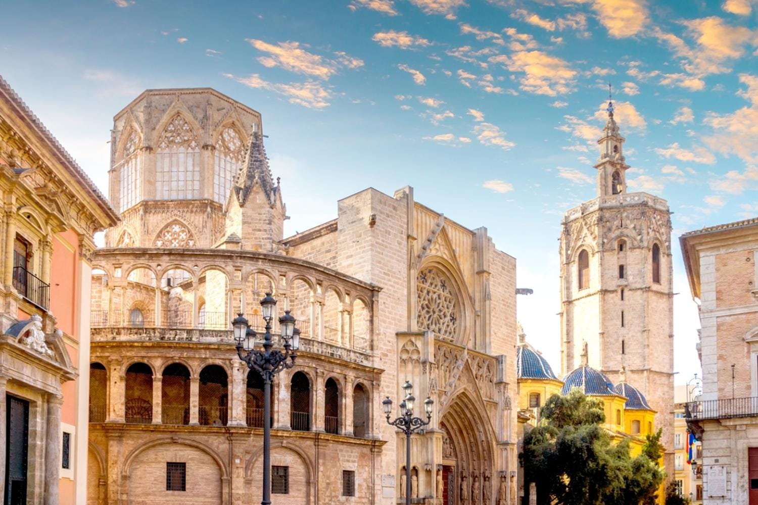 Visita guiada à Catedral de Valência e ao Santo Graal com entrada prioritária.