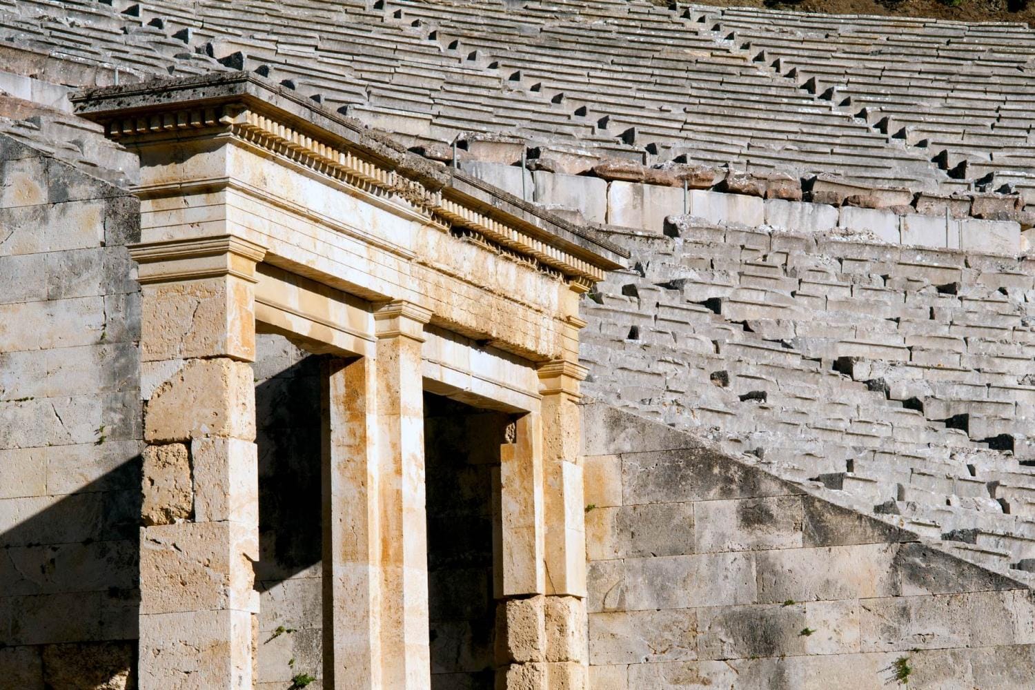 Epidauro: Templo de Asclepio. Entrada electrónica con audioguía premium.