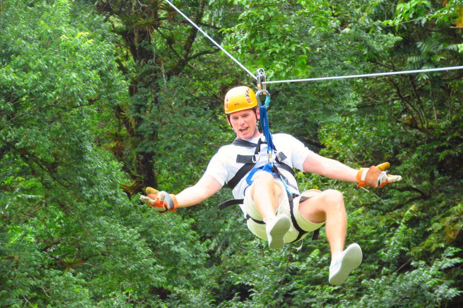 Aventura de Canopy entre los Bosques de Boquete