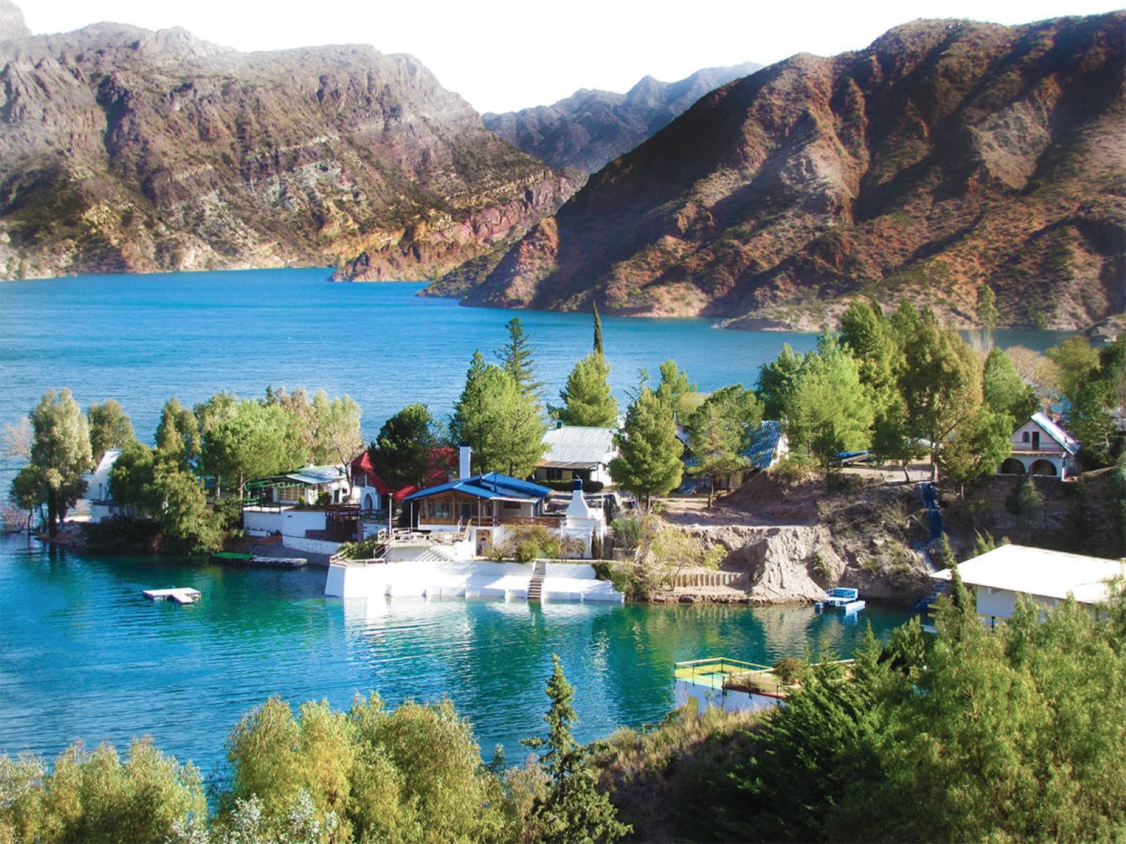 Tarde en Dique Los Reyunos: Un Paraíso en San Rafael, Mendoza