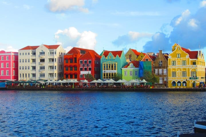Tour de shopping y playa por Curaçao