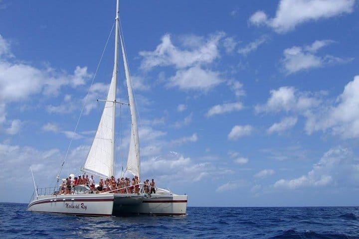 Aventura en catamarán de vela Pura Vida desde Guanacaste