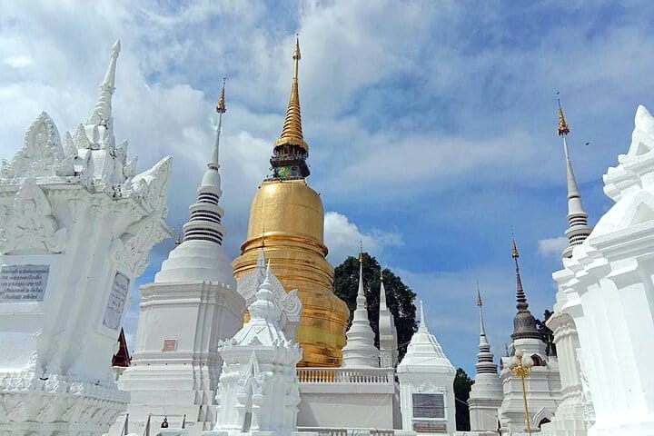 Excursión de medio día al templo Doi Suthep y a los templos de la ciudad desde Chiang Mai.