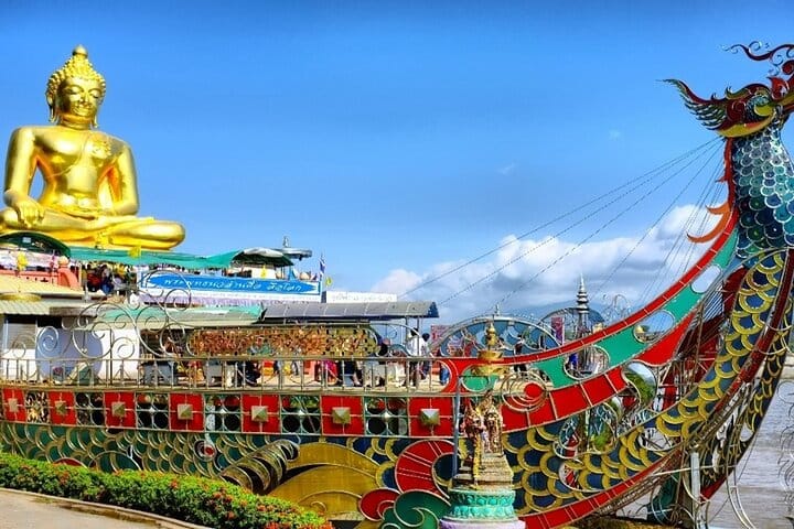Excursión de un día a las tribus de las colinas Akha, Chiang Saen, Mae Sai y el Triángulo Dorado