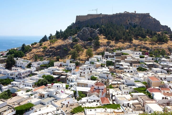 Tour por los lugares más destacados de la Acrópolis de Lindos y el casco antiguo de Rodas