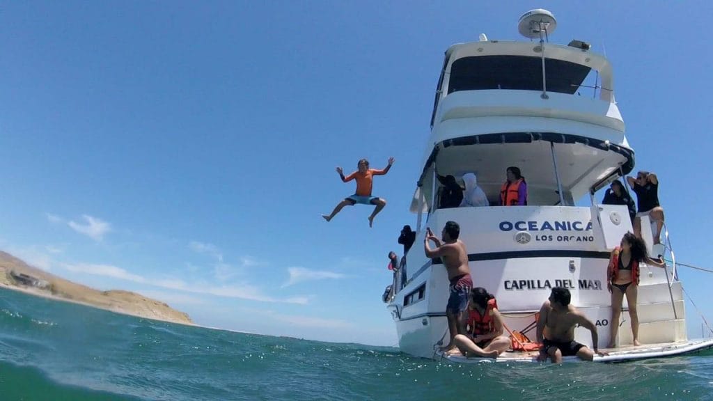 Man-10 : Mancora Boat Party - Sunset & Beach Vibes