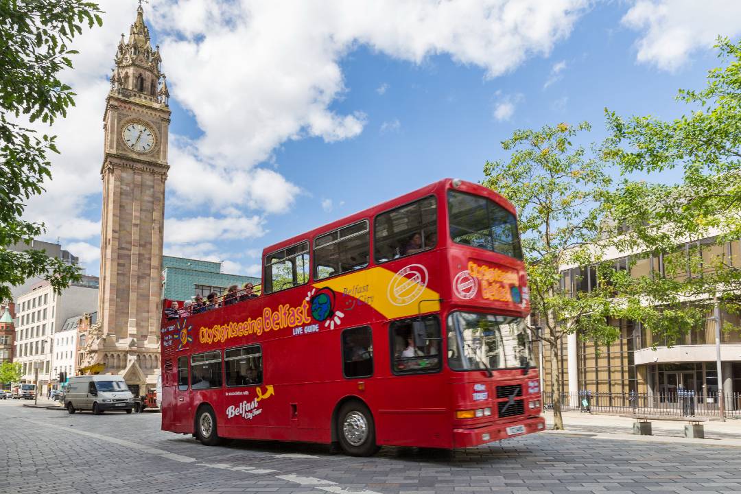 Recorrido en autobús turístico por Belfast