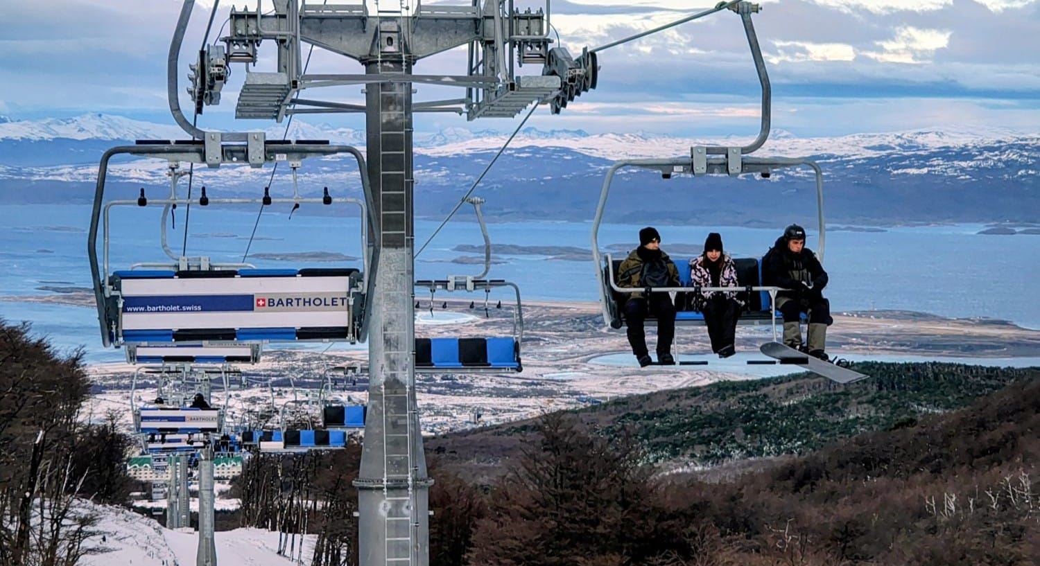 Cerro Martial: Aerosilla, Paisajes y Vistas Panorámicas de Ushuaia