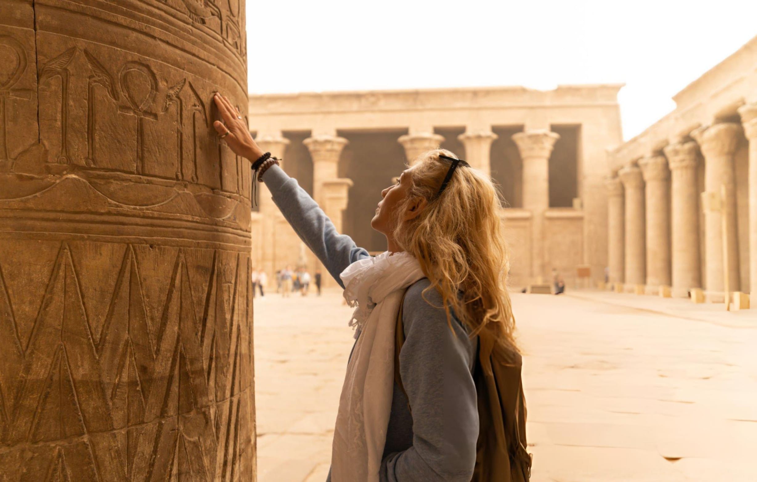 Excursión de 6 horas al templo de Khnum en Esna desde Luxor.