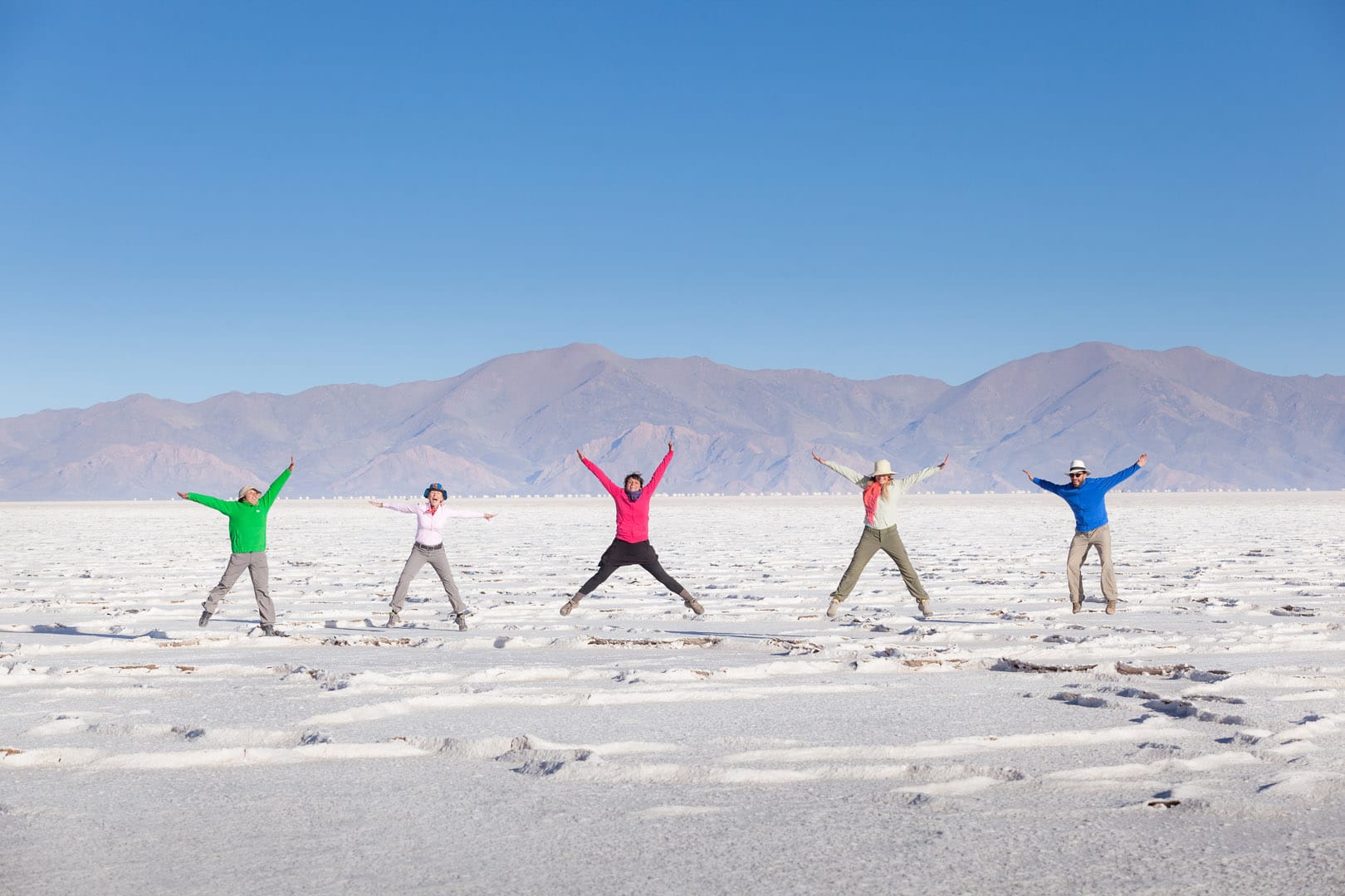 Descubre las Salinas Grandes con Cerro de los Siete Colores