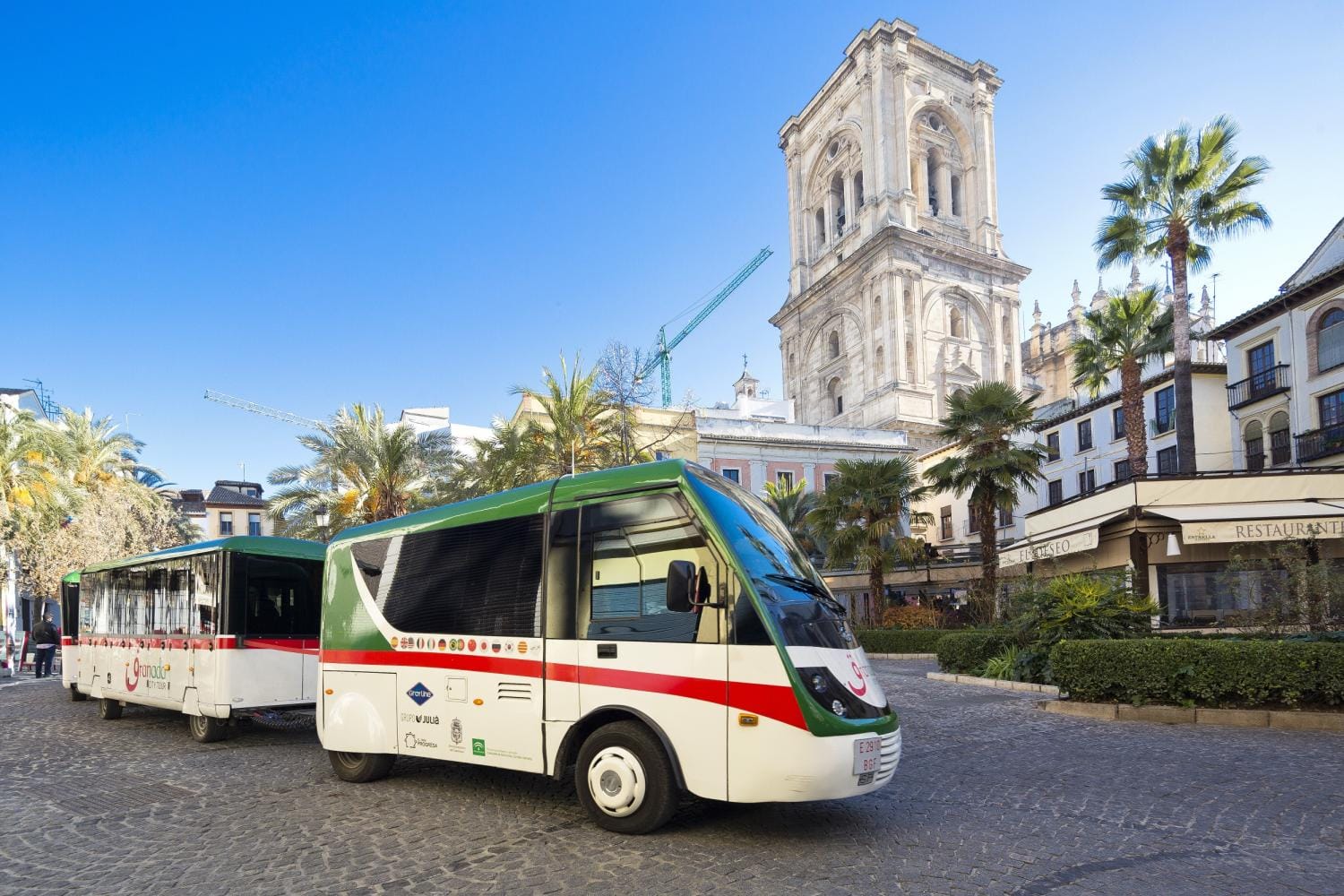 Granada City Tour Hop On-Hop Off.